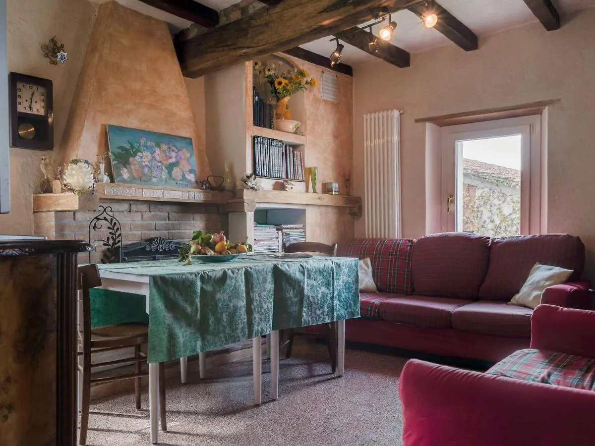 Soulful Holiday Home In Modena Wth Garden